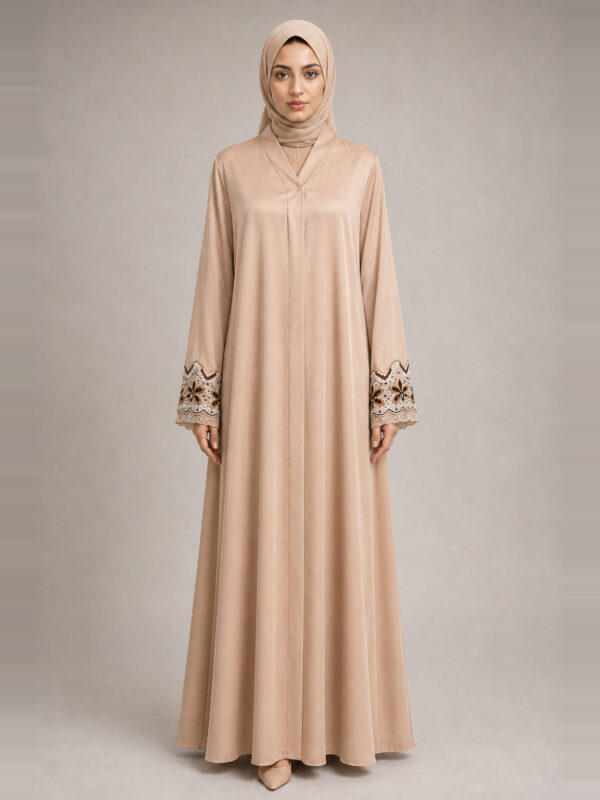 Maryam Satin Abaya — hem Maryam Satin Abaya, hem.