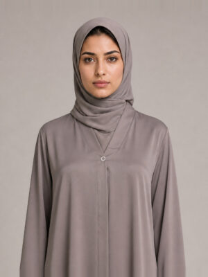 Salma Crepe Abaya, neckline and bodice.