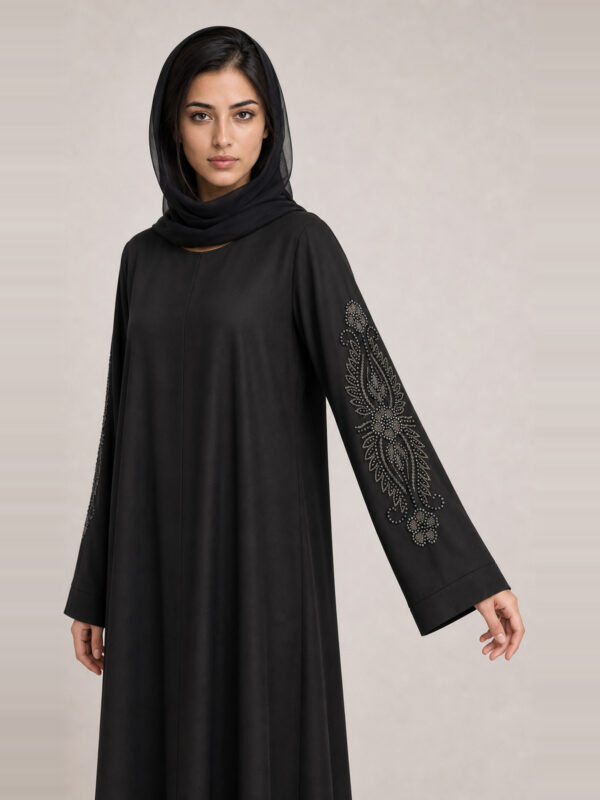 Shazna Crepe Abaya — sleeve and cuff Shazna Crepe Abaya, sleeve and cuff.