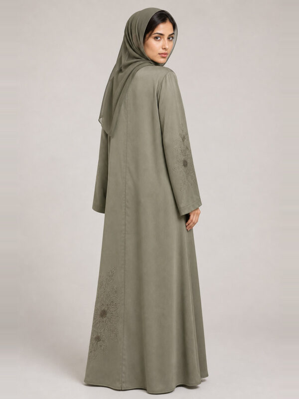 Yasmeen Crepe Abaya — back Yasmeen Crepe Abaya, back.