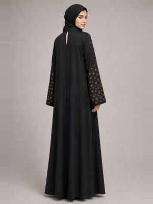 Zaheera Crepe Abaya — back Zaheera Crepe Abaya, back.