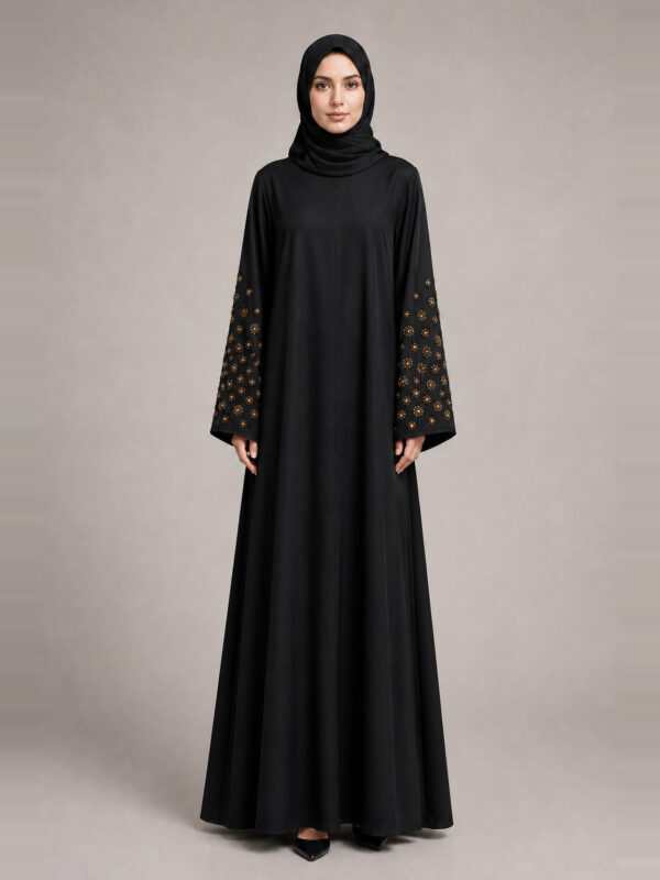 Zaheera Crepe Abaya — hem Zaheera Crepe Abaya, hem.